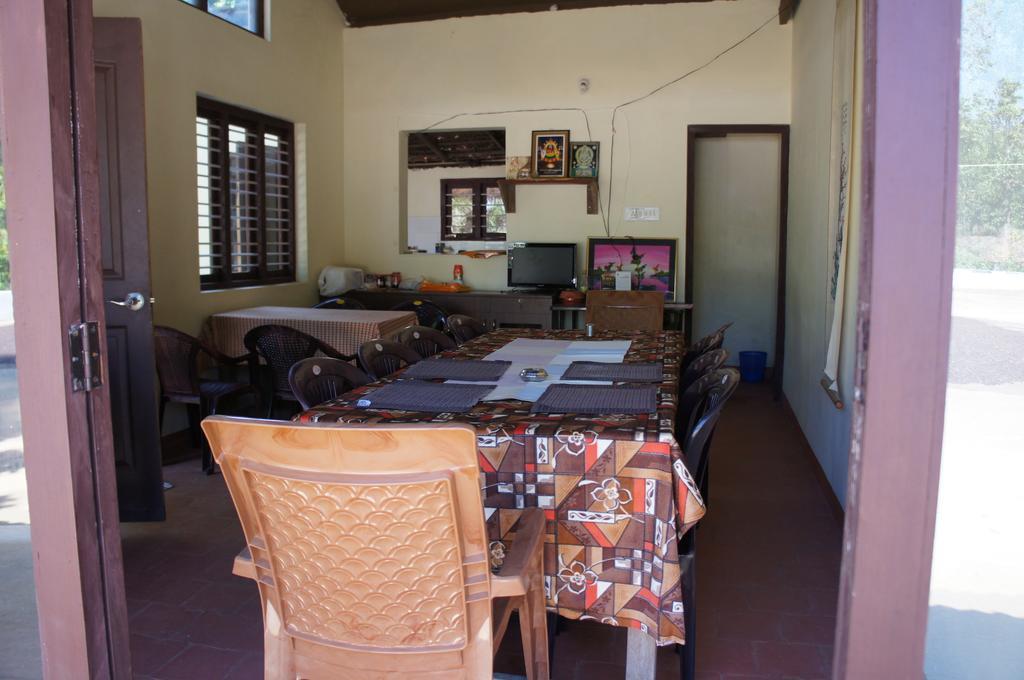 Homestay Raj Estate